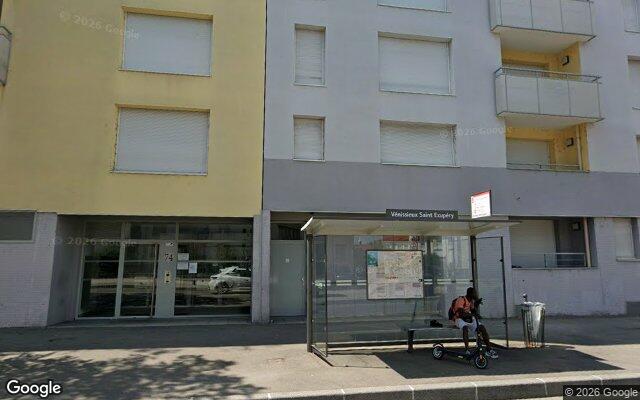Façade : 74 boulevard du Docteur Coblod, Vénissieux